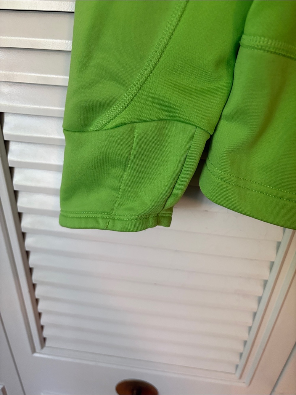 Nike Dri-Fit Women’s Neon Green Quarter-Zip Athletic Pullover with Hood Size Med - Picture 5 of 9